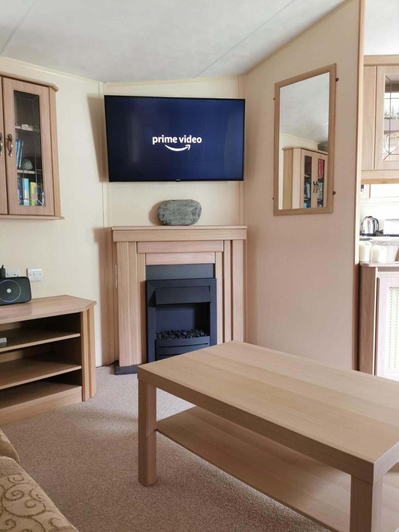 Campsite Wonderful 2 Bedroom Mobile